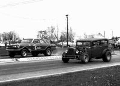 Onondaga Dragway - 2 Cars Ready To Race (newer photo)